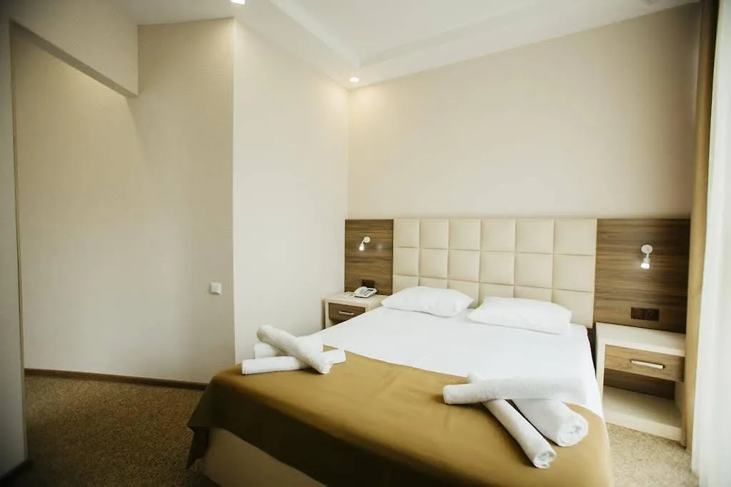 City Hotel Batum